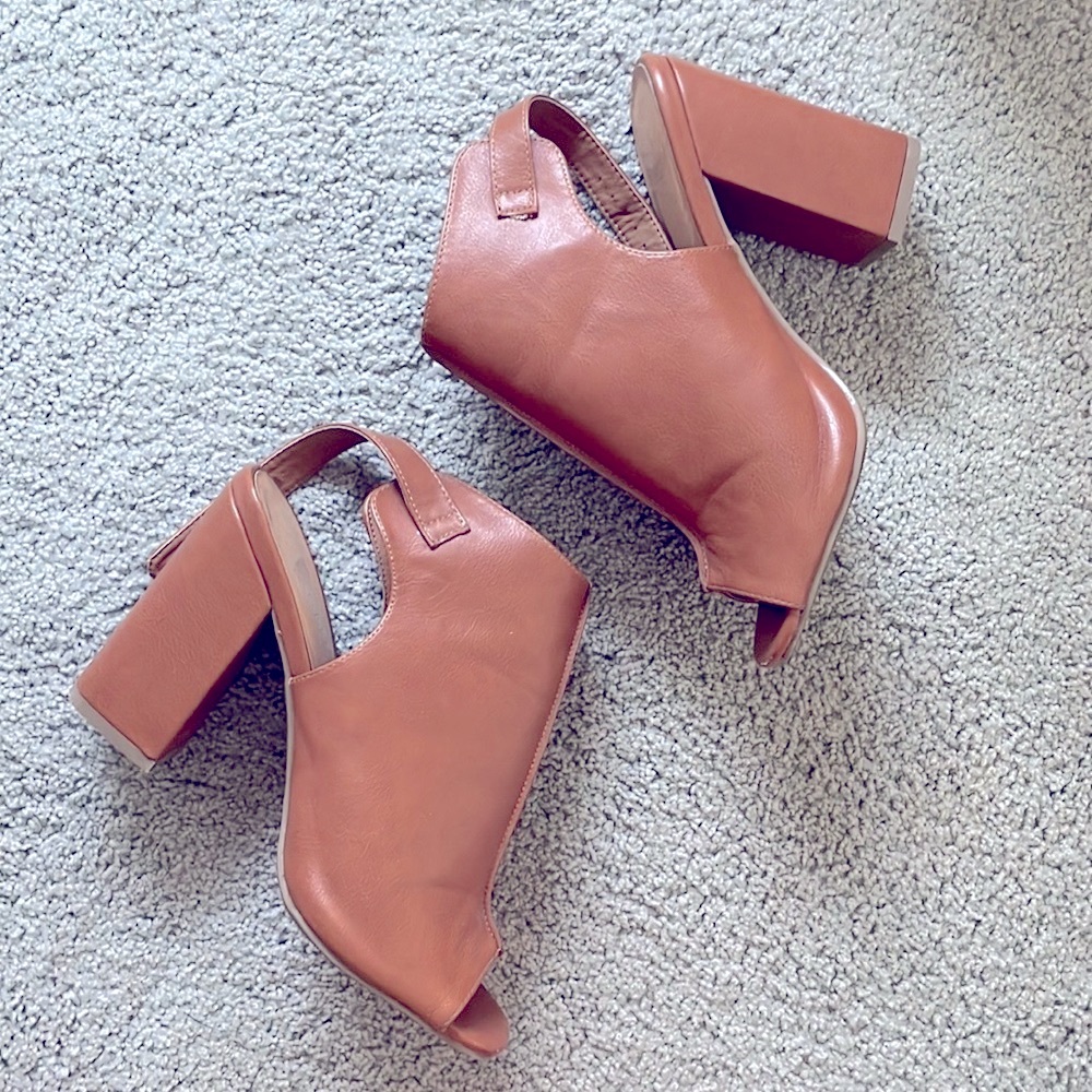 Heels - Size 8.5